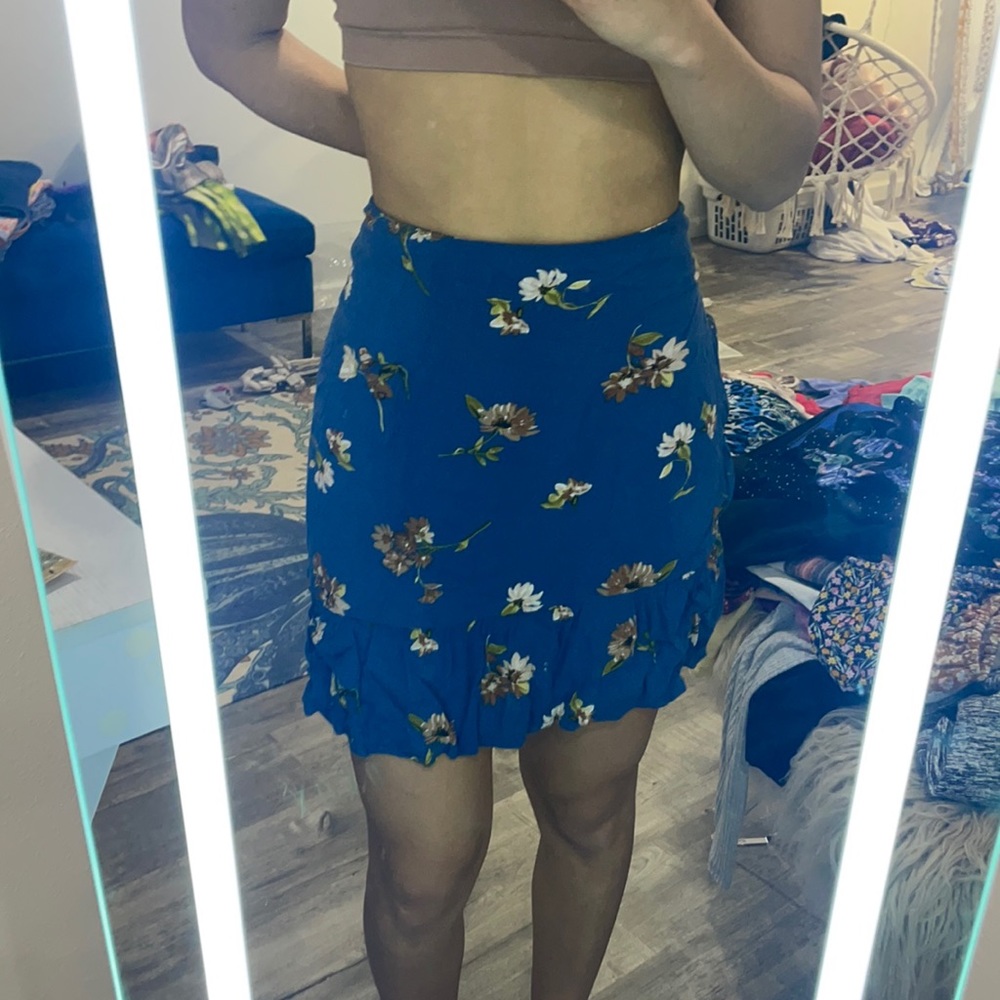 Size S Francescas Mid Skirt, Blue with Brown Flowers